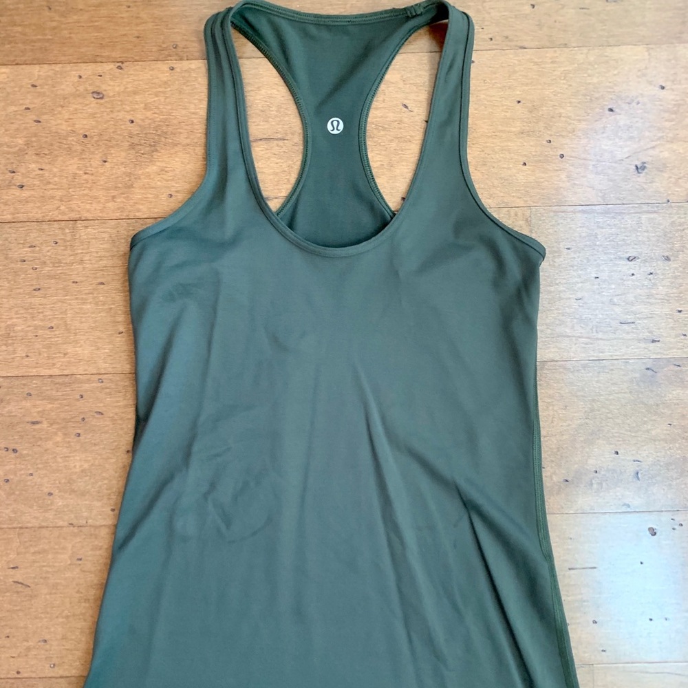 Lululemon Cool Racerback tank size 6 olive green